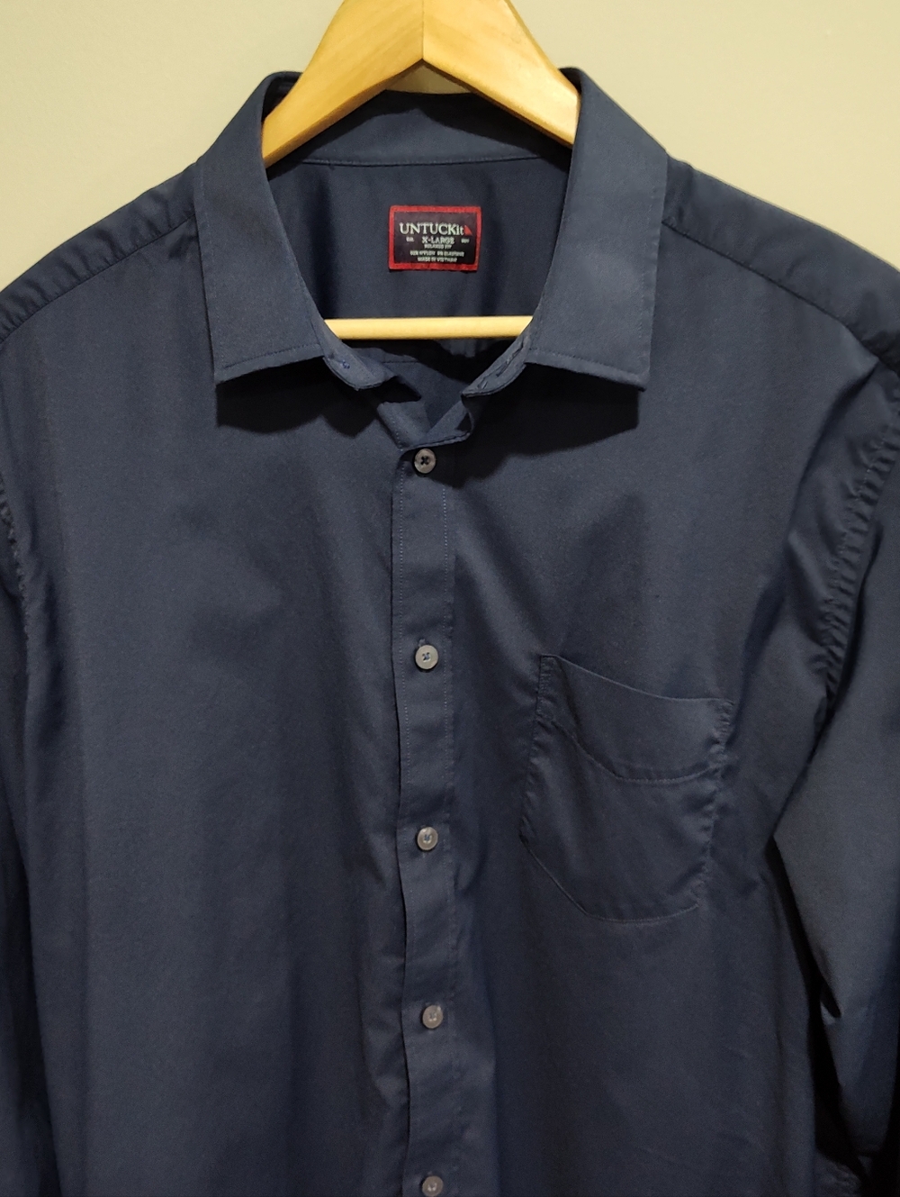 Untuckit Men's Size XL Relaxed Fit Gironde Navy Blue Button Down Long Sl Shirt - Picture 5 of 9
